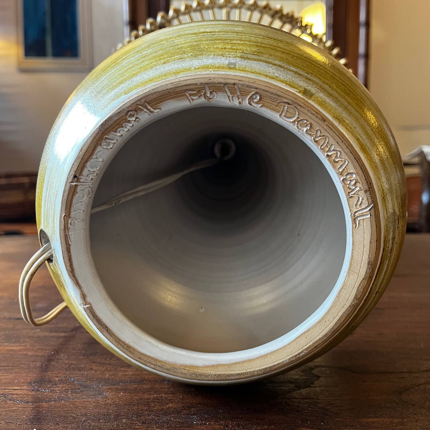 Lampe de table en céramique au design danois