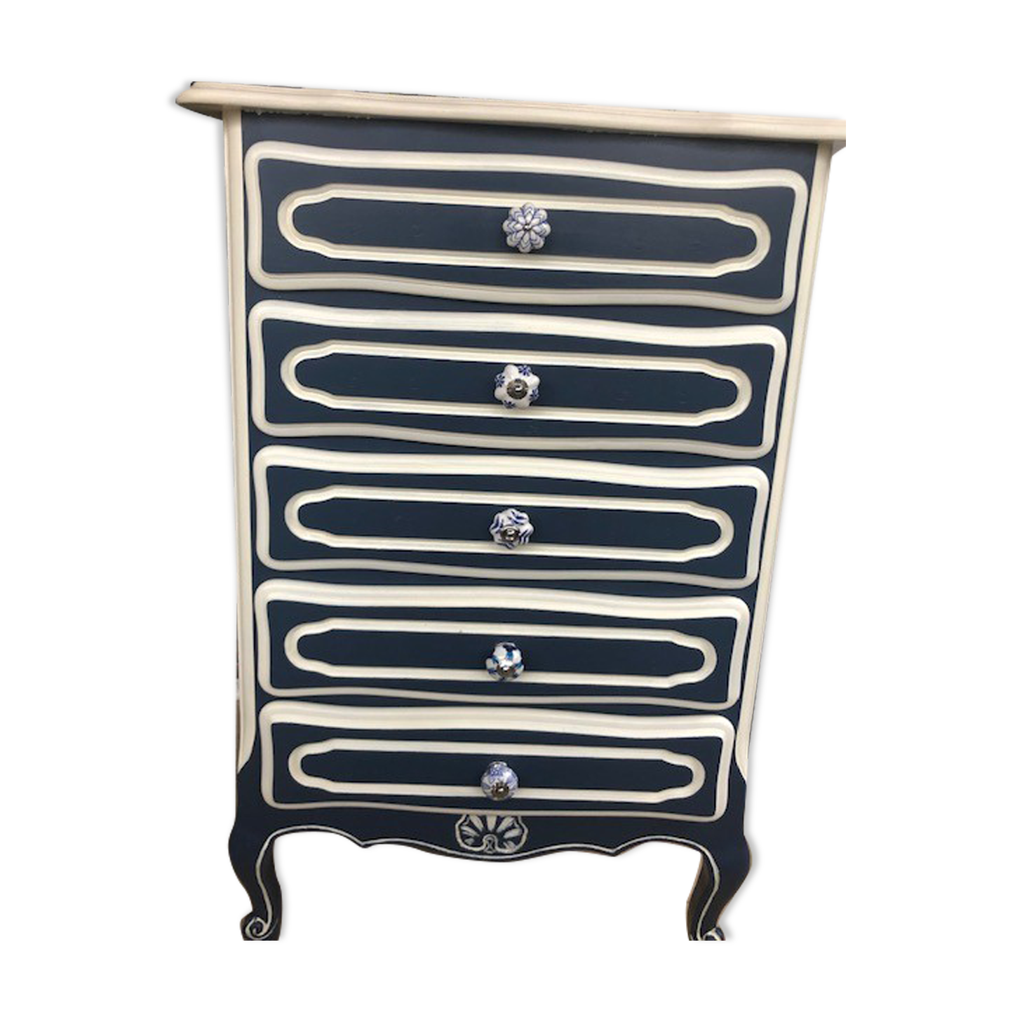 Blue chest of drawers