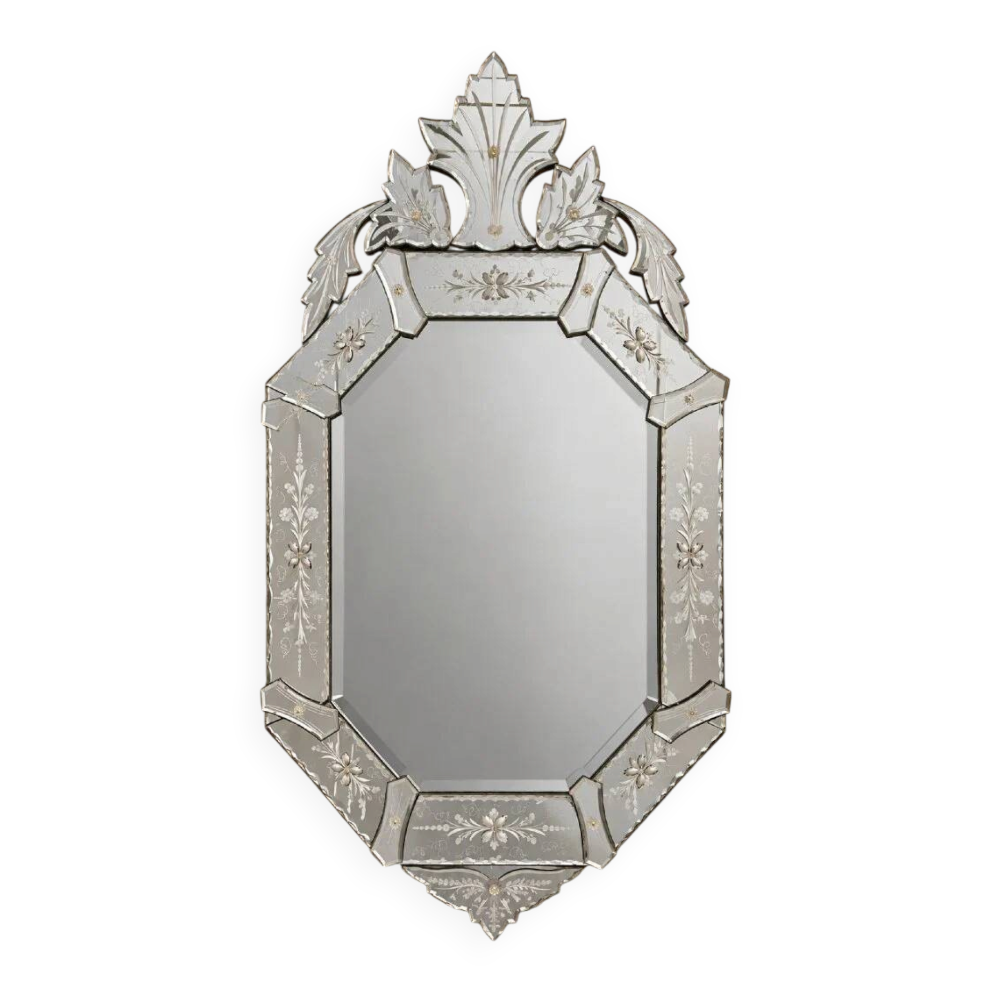 Venetian-style mirror with engraved floral decoration, mid-20th century.
