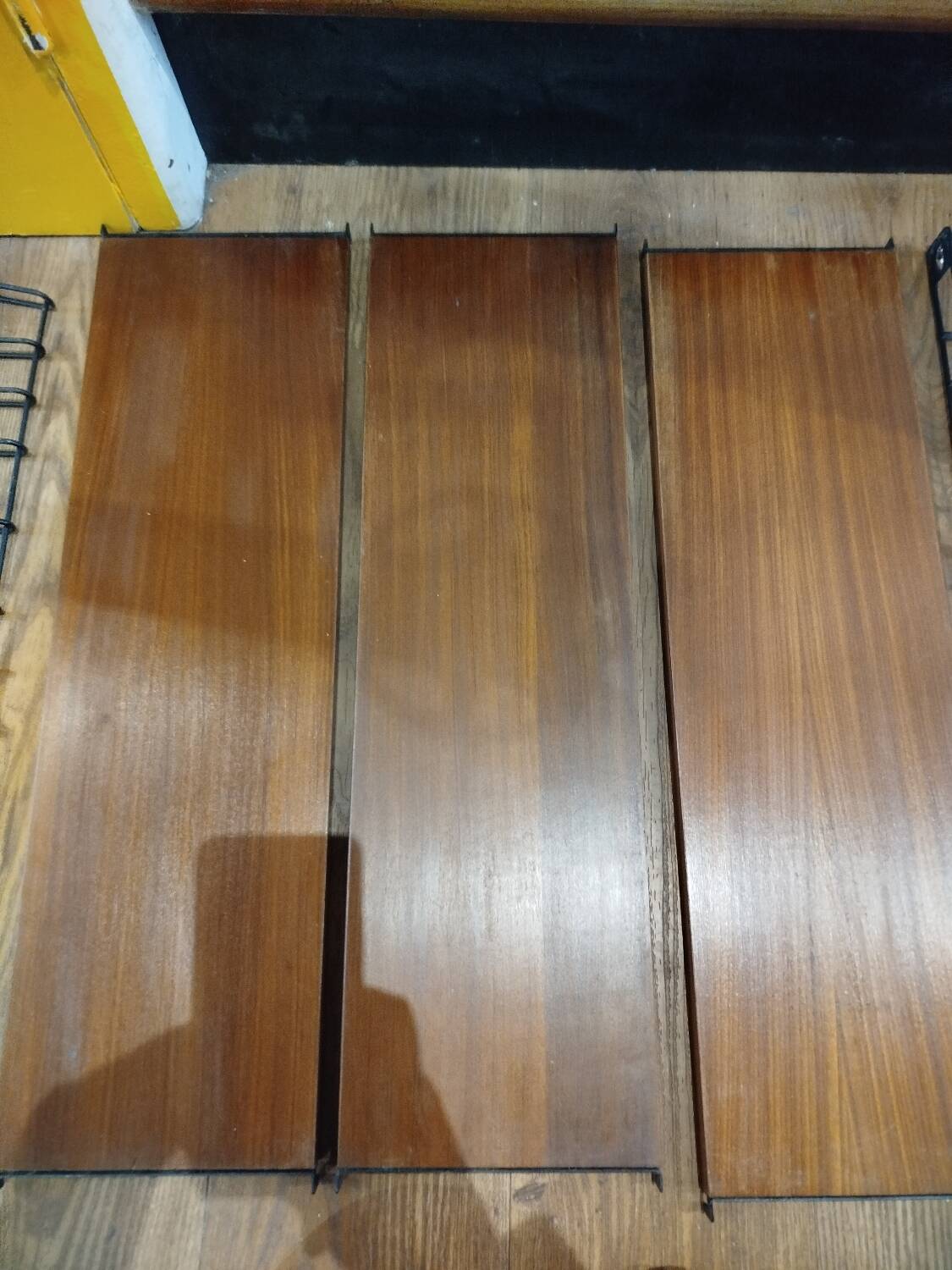 Tomado wall shelf – Holland – Vintage