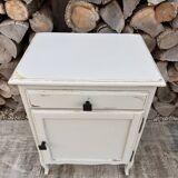 Meuble de rangement ancien rénové