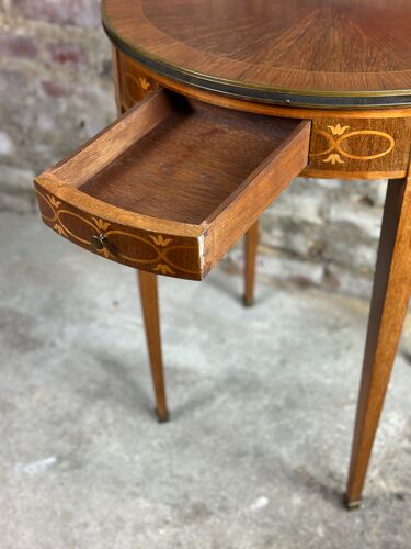 Guéridon table d'appoint style Louis XVI placage de marqueterie de bois précieux