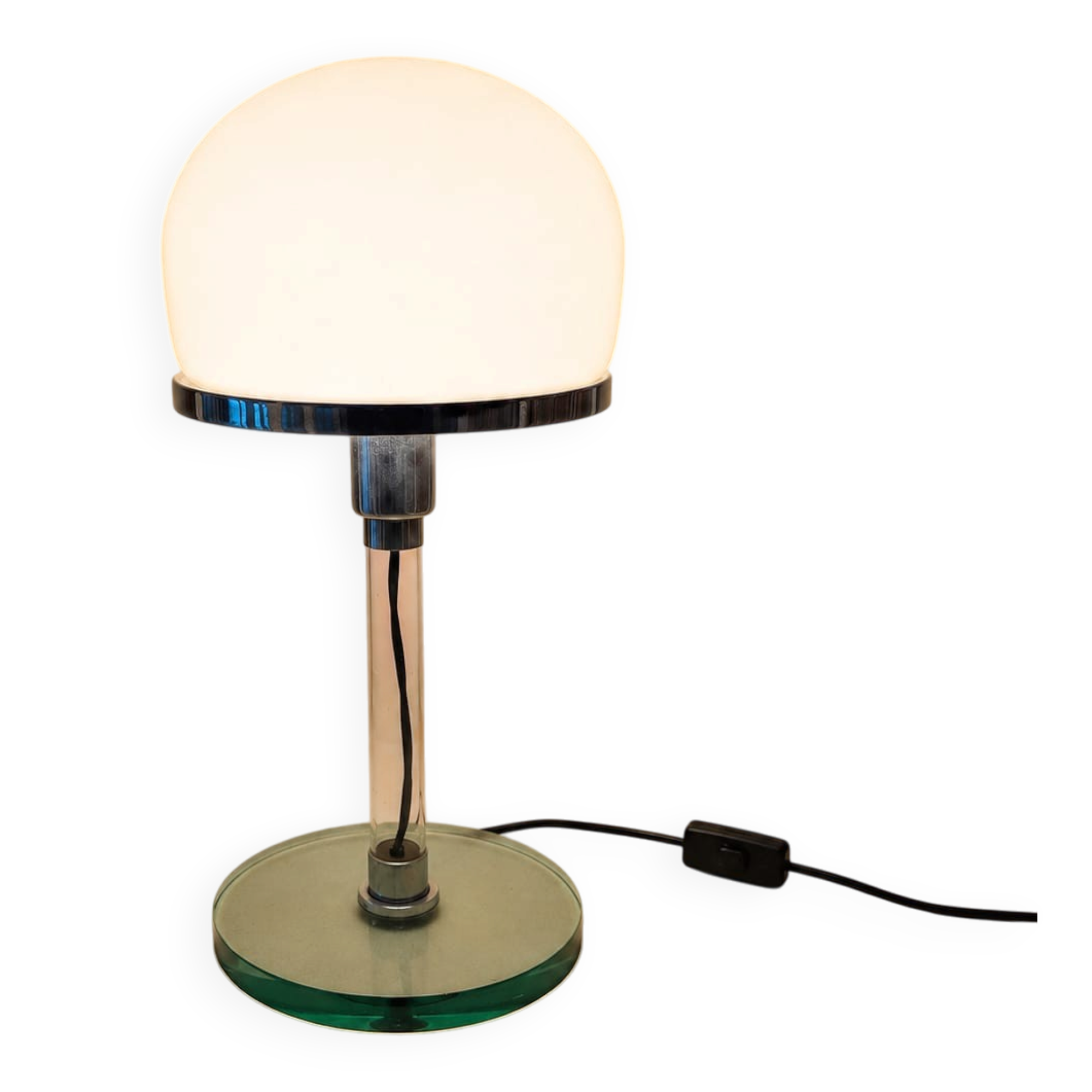 Metalarte Valentino WG24 Bauhaus table lamp, 1980s