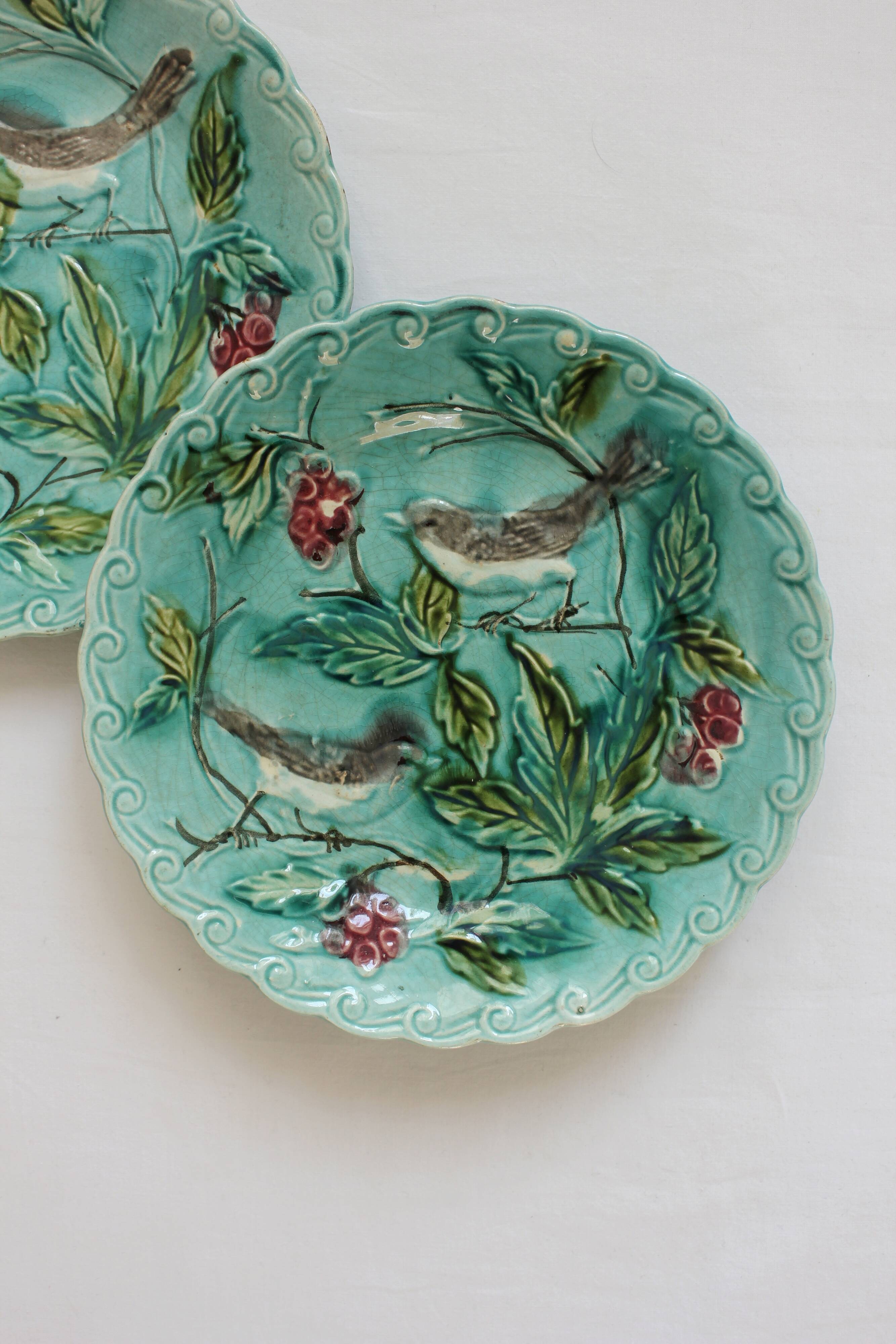 2 old plates in slurry birds Onnaing early twentieth
