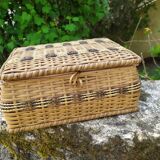 Wicker basket