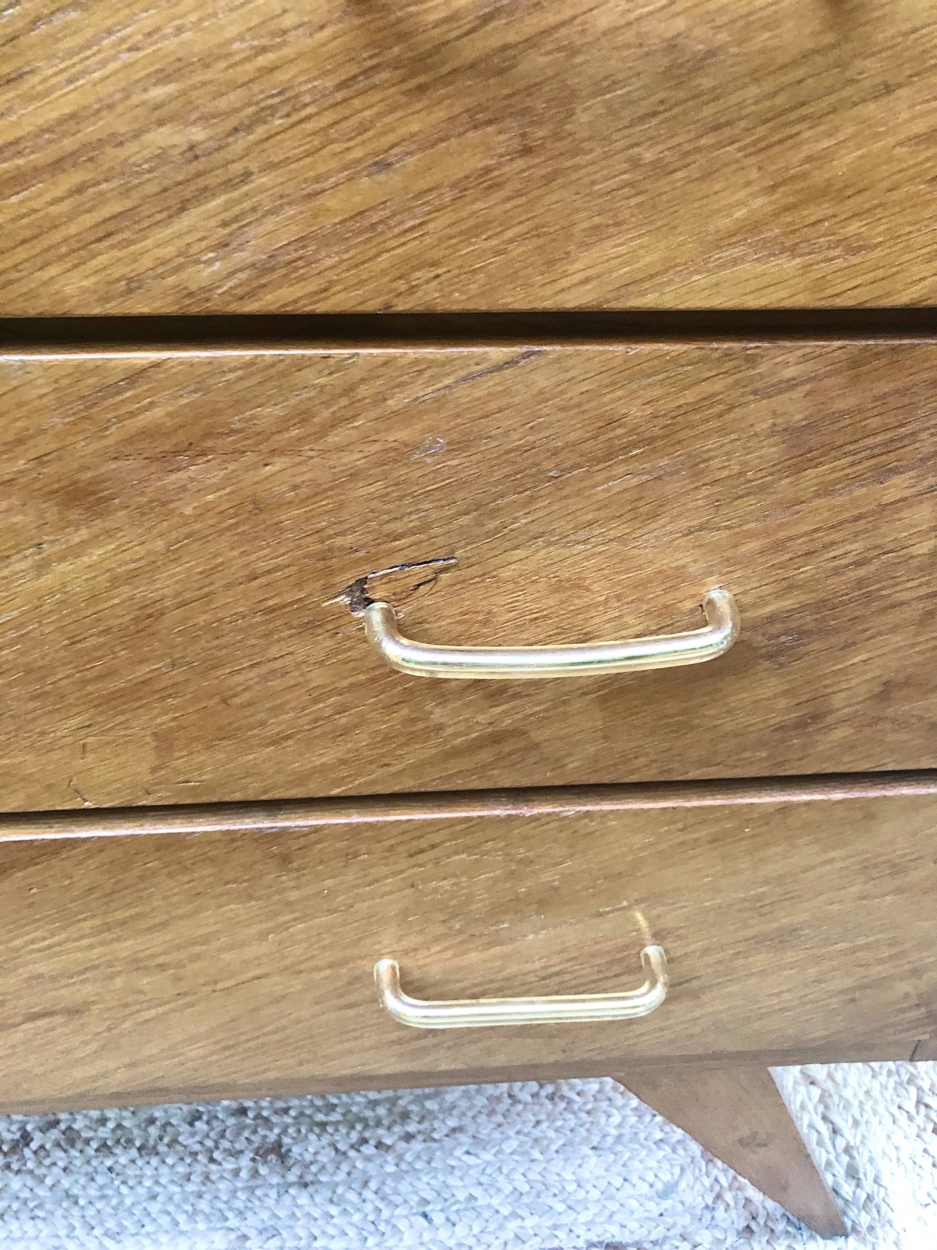 Commode vintage pieds compas
