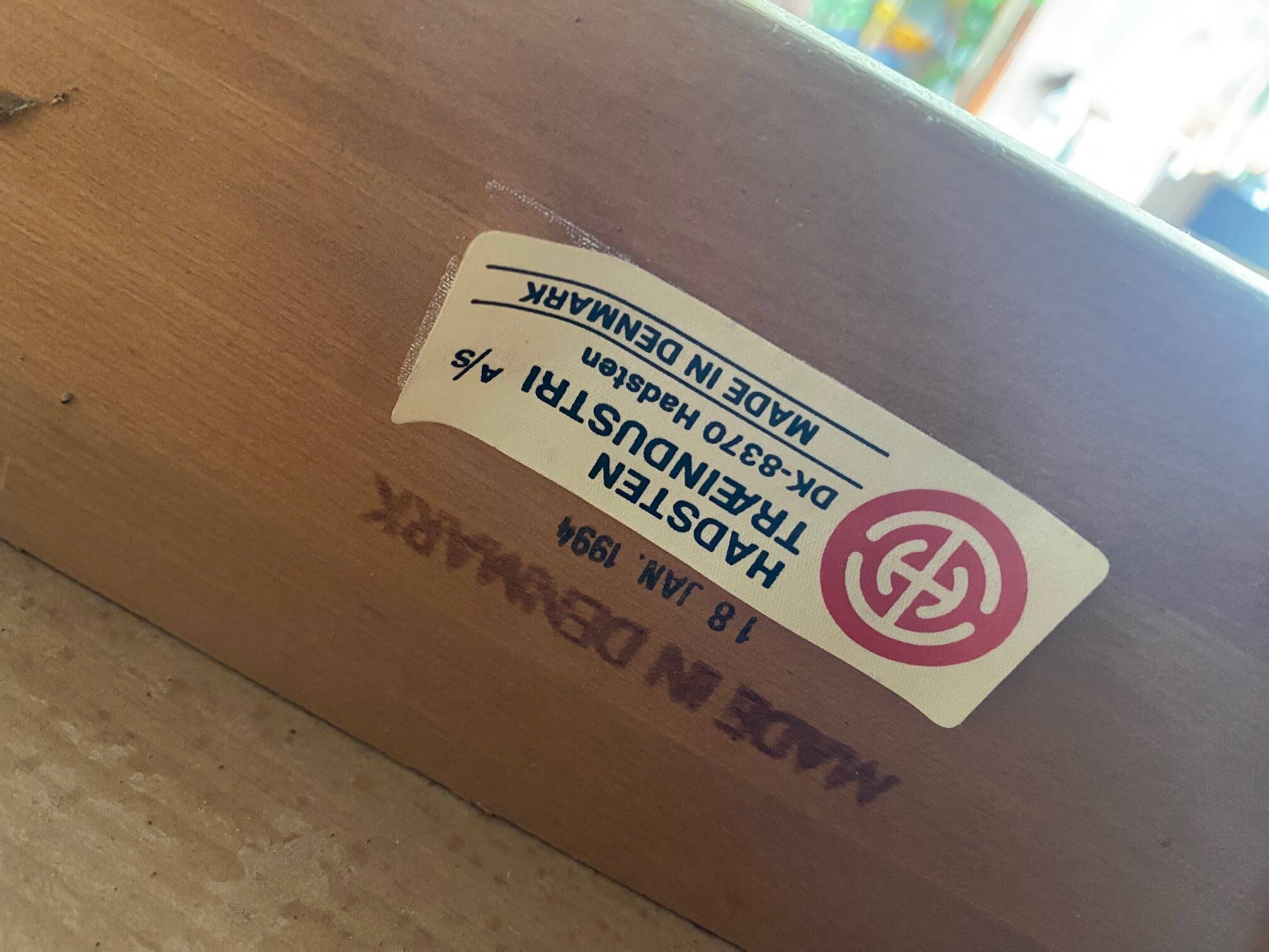 Bureau Andreas Hansen pour Hadsten Traeindustri Denmark 1994
