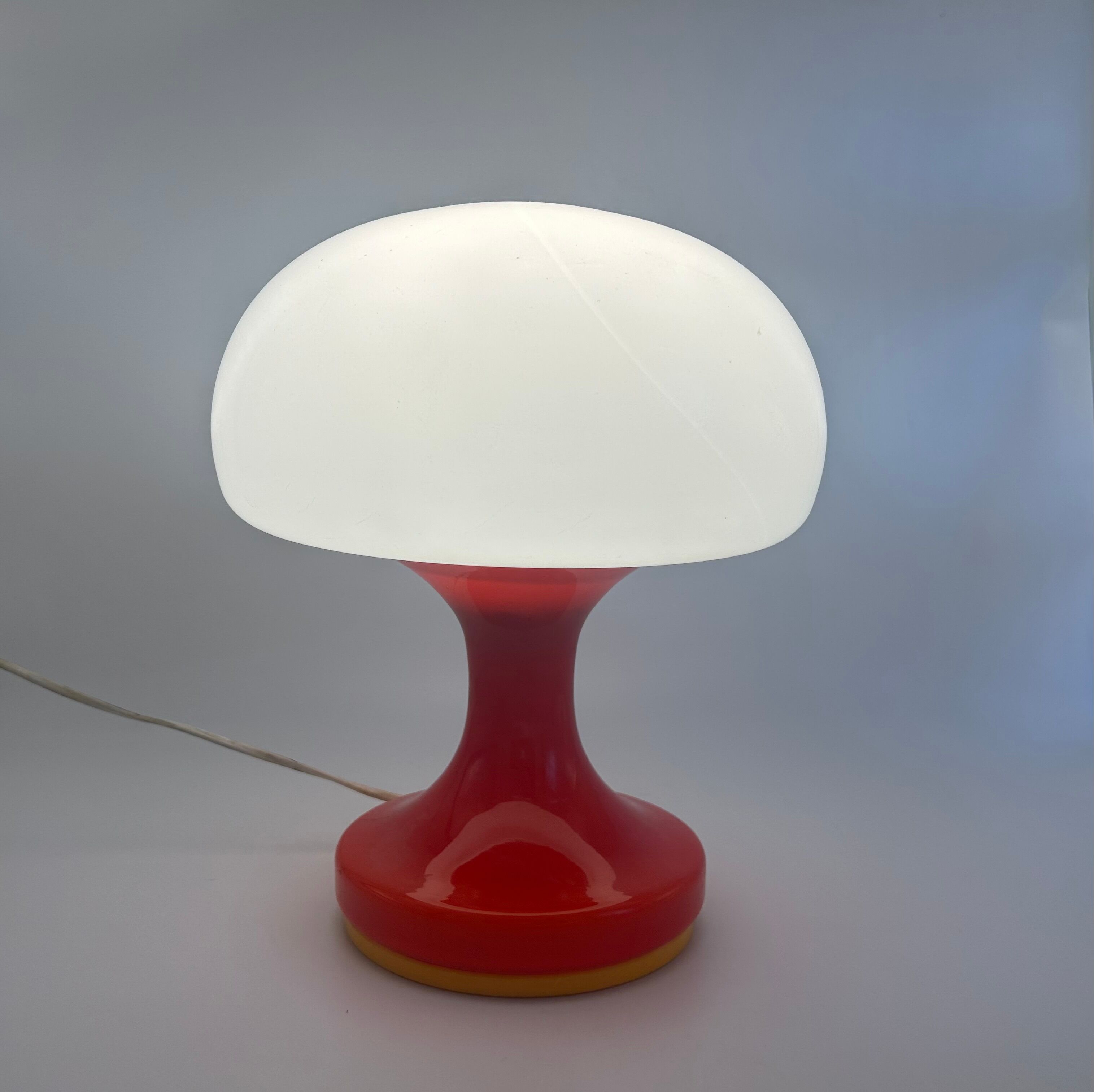 Lampe de table moderne du milieu du siècle, S. Tabera, années 1970