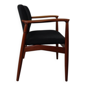 Captains Armchair by - erik