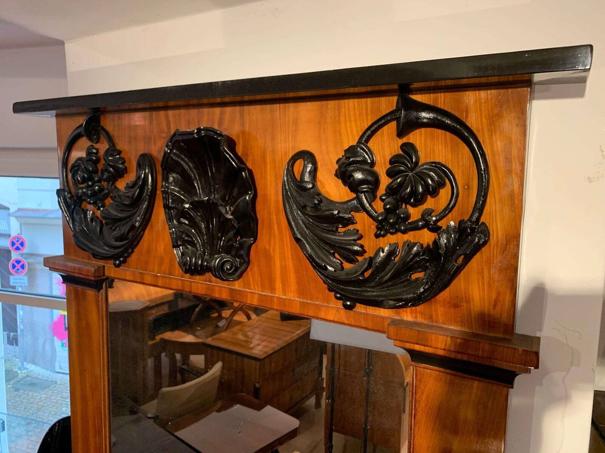 Miroir Empire, Acajou, Décor Sculpté Ébène, Sud de l'Allemagne, vers 1810
