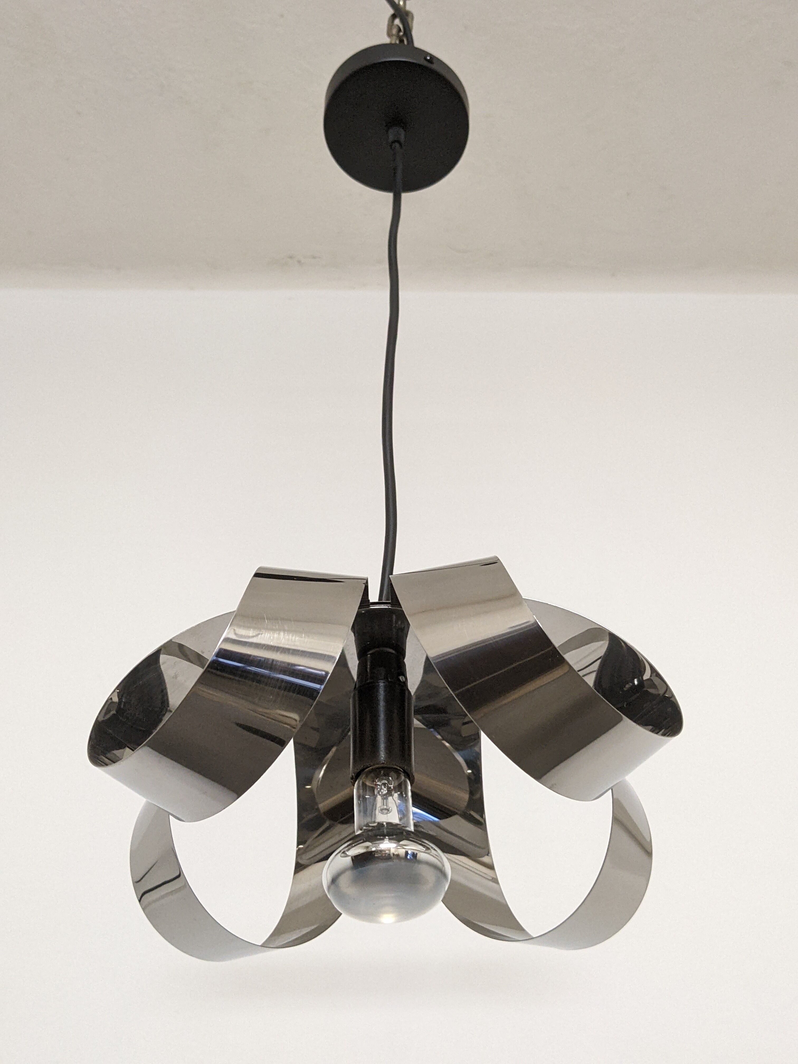 Space Age suspension from the 60s/70s