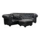 Ensemble composé d'un canapé chesterfield noir, d'un fauteuil et d'un pouf.