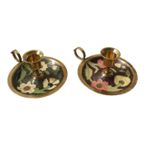 Set of 2 round golden metal candle holders and floral patterns