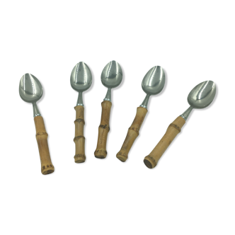 Set of 5 bamboo tablespoons.