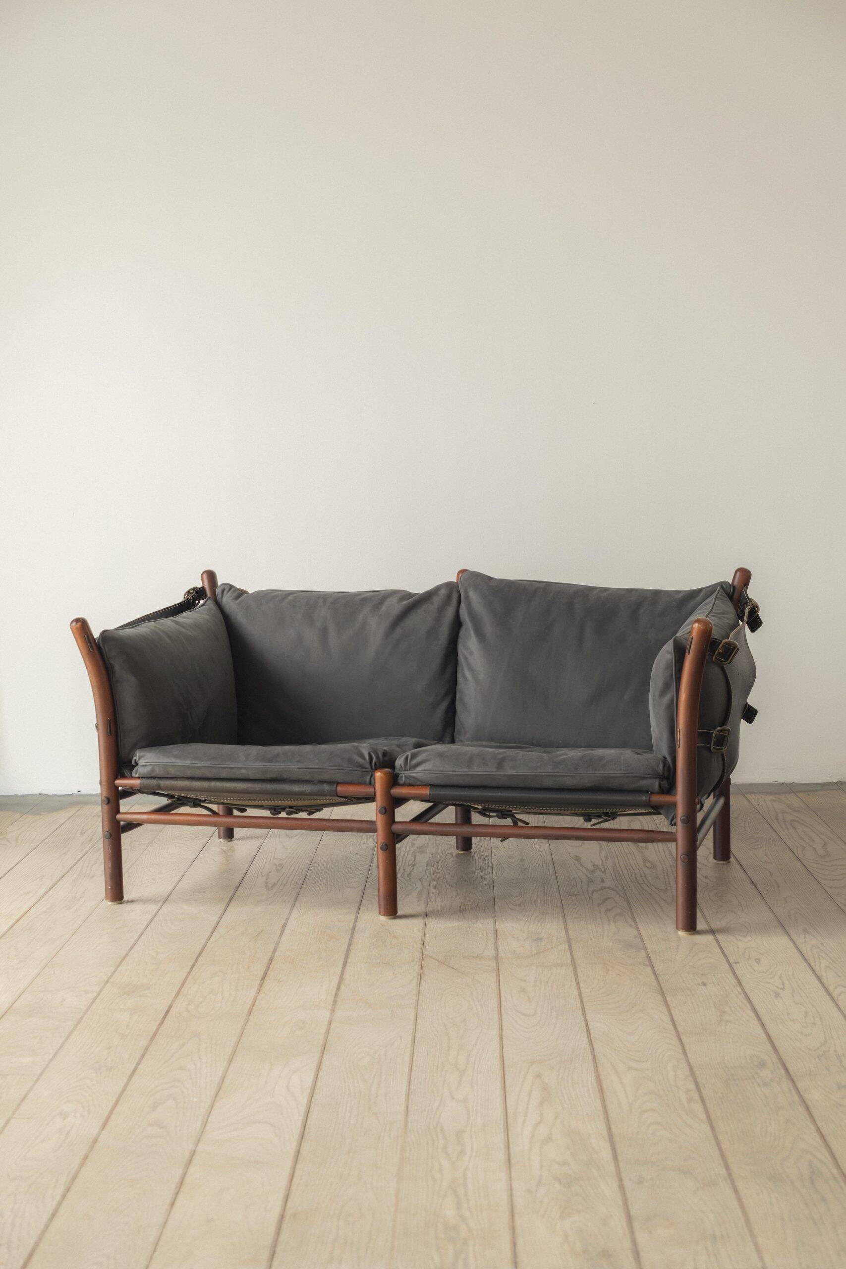Arne Norell (Illona), sofa