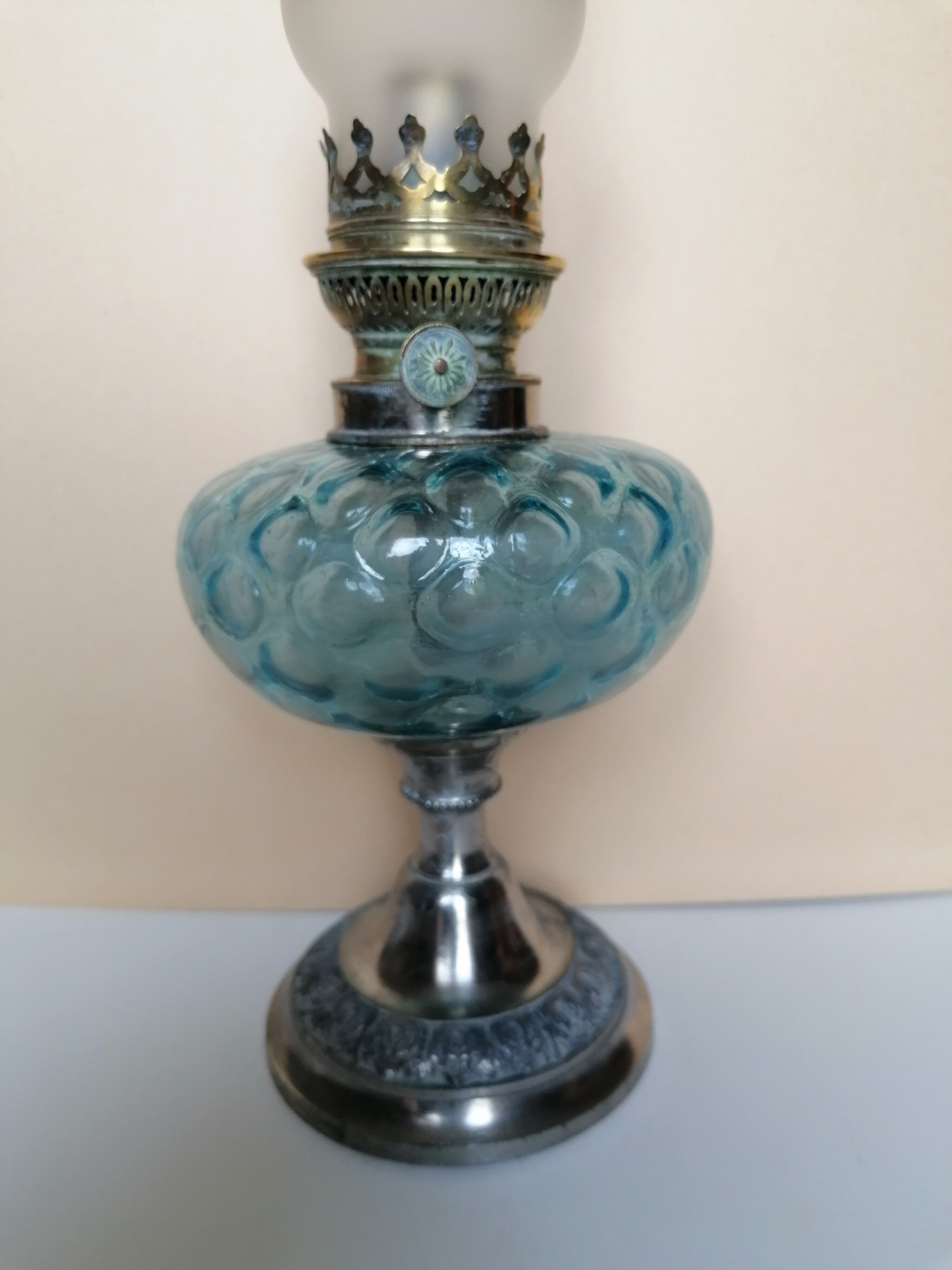 Blue glass kerosene lamp