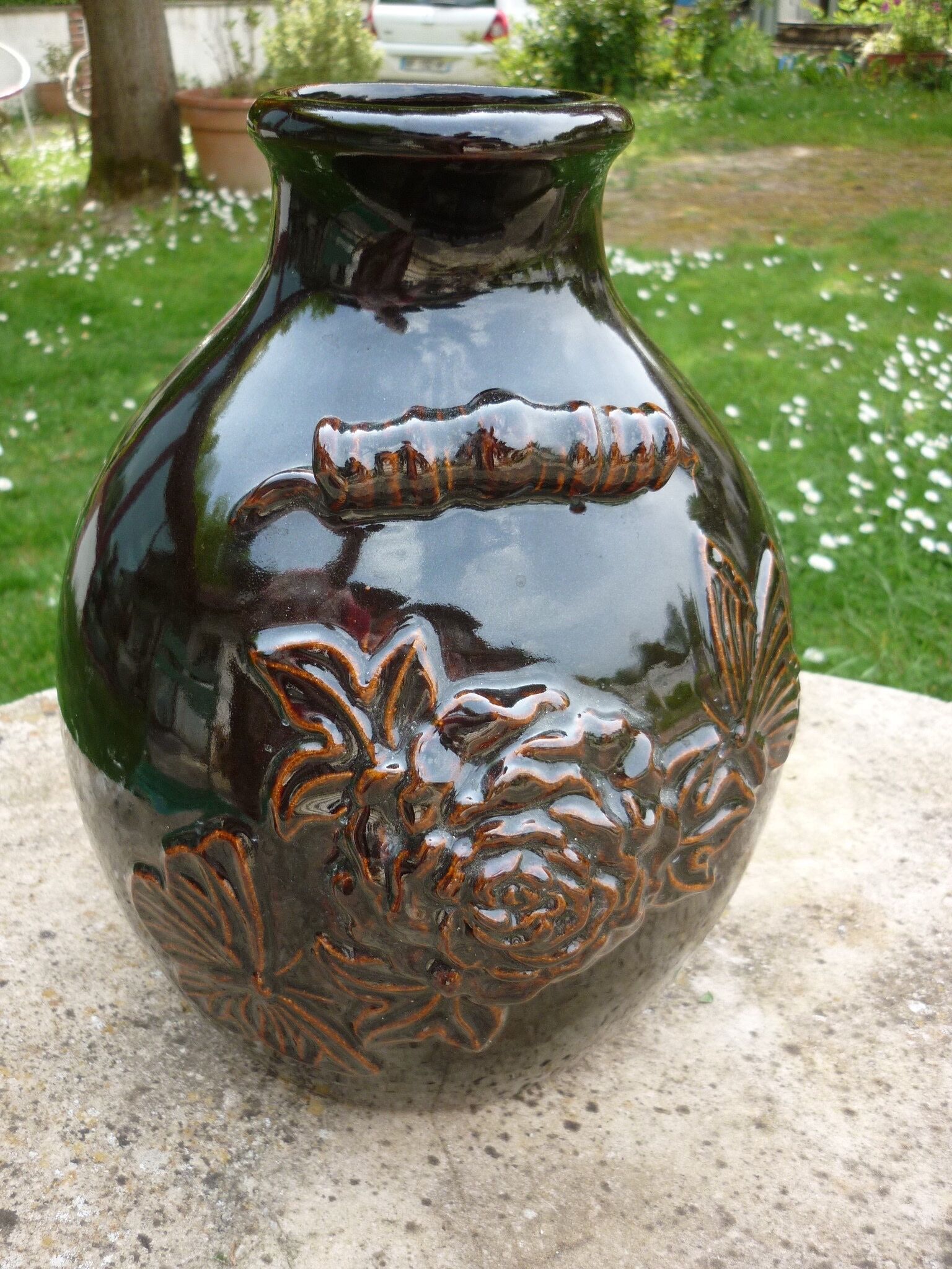 Dark brown ceramic potiche