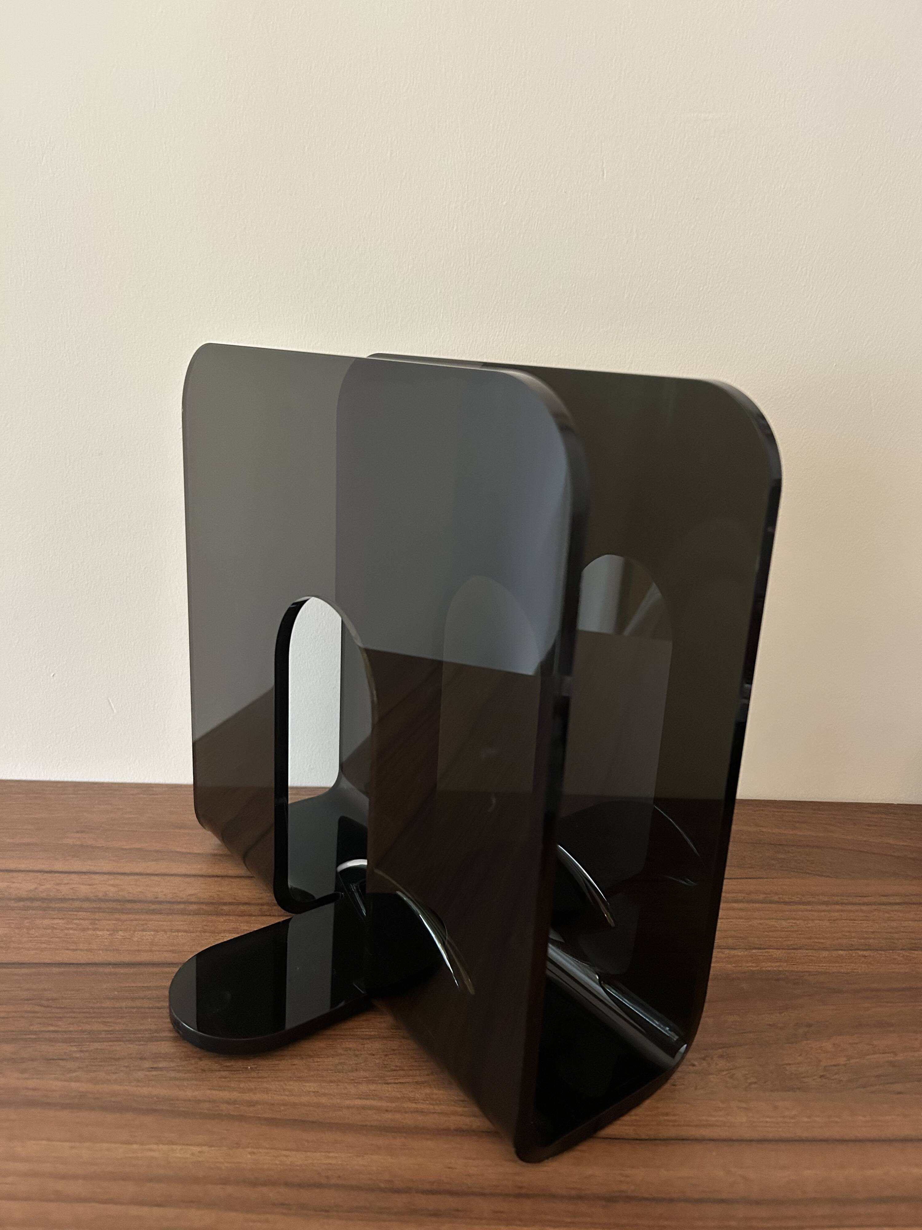 Smoked Plexiglas magazine rack Emporium