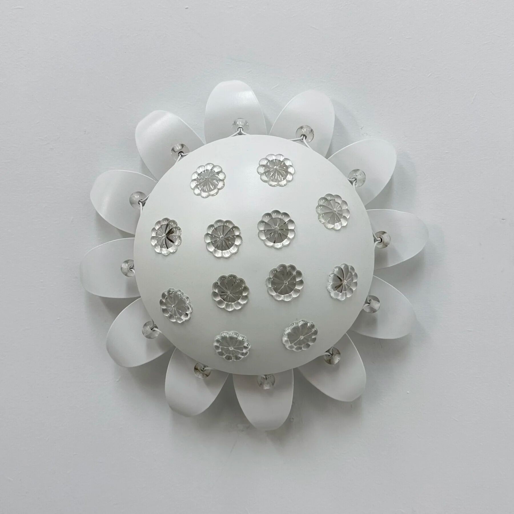 Emil Stejnar wall lamp with flower crystals, 1950s Vienna