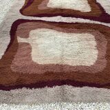 Vintage carpet Pop 1970