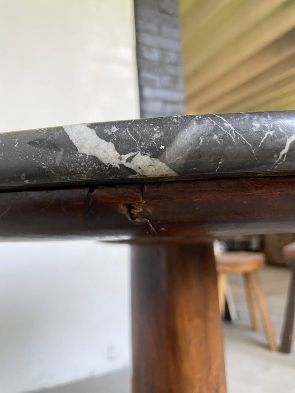 Empire walnut and marble pedestal table, late 19th century