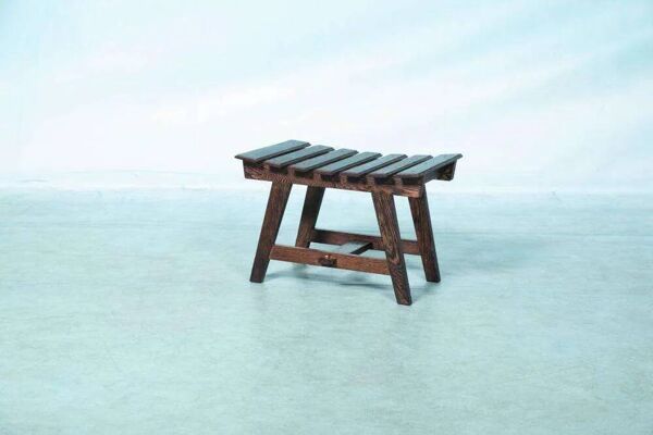 Banc repose-pieds bohémien en wengé, tabouret Japandi années 70