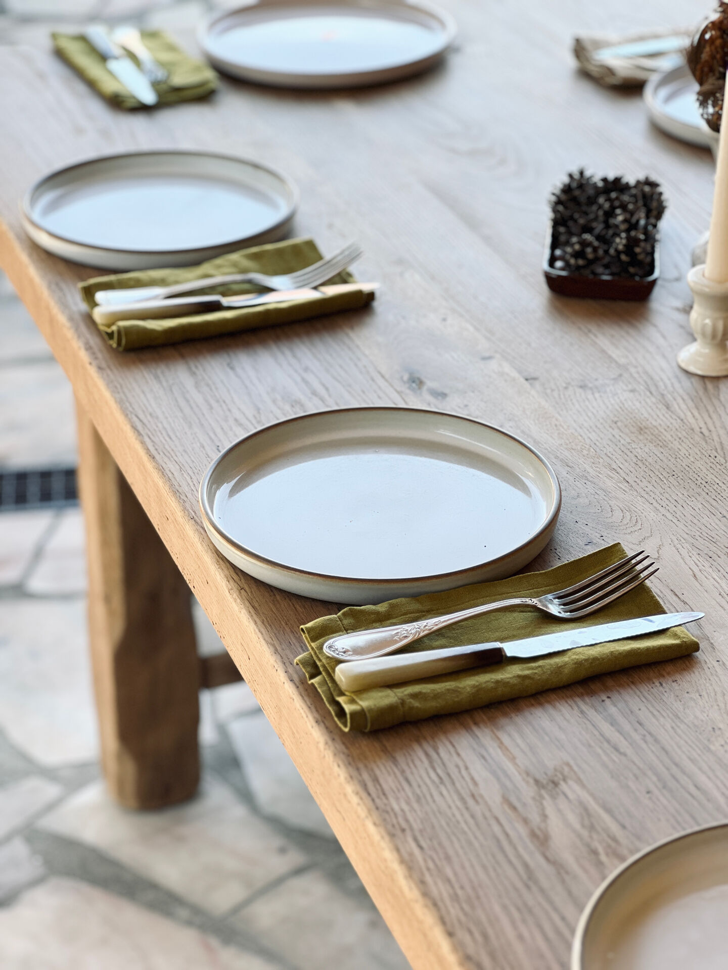 Large farmhouse table - solid oak - drawer