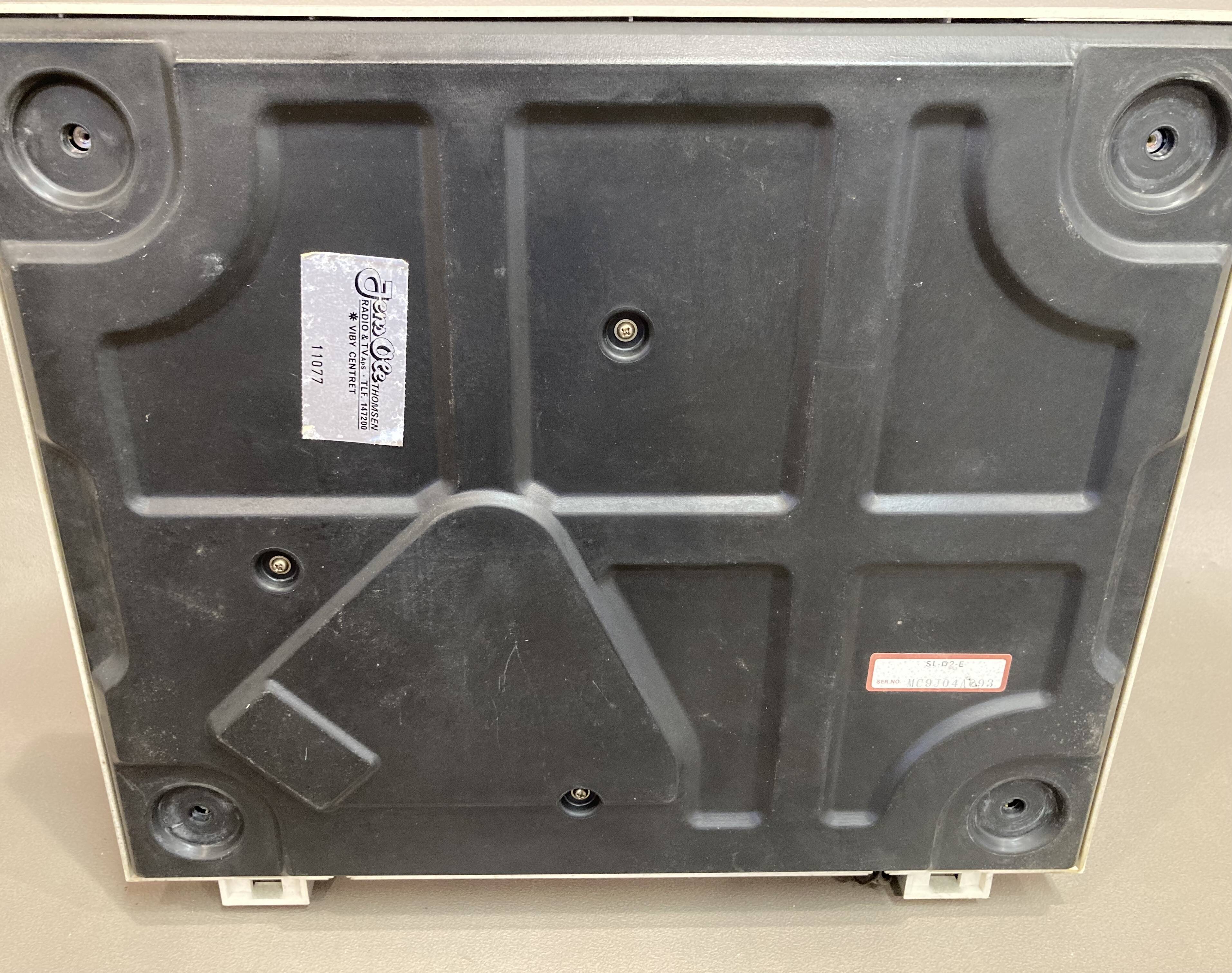 SLD2 “Technics” deck.