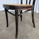 Chaise de salle à manger vintage style Thonet en bois noir et assise en cannage 1970