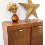 Double binder with low curtains
