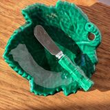 Beurrier vintage barbotine feuille vert Vallauris