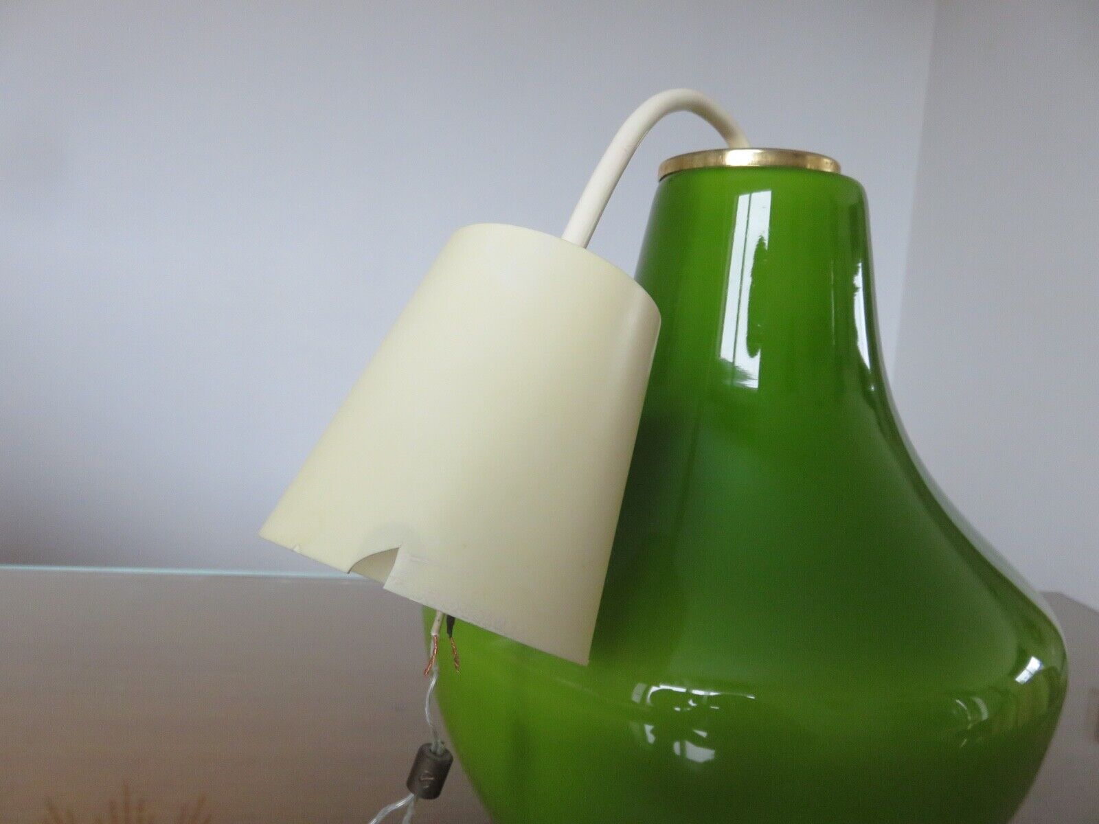 Suspension in green opaline Parscot 1970