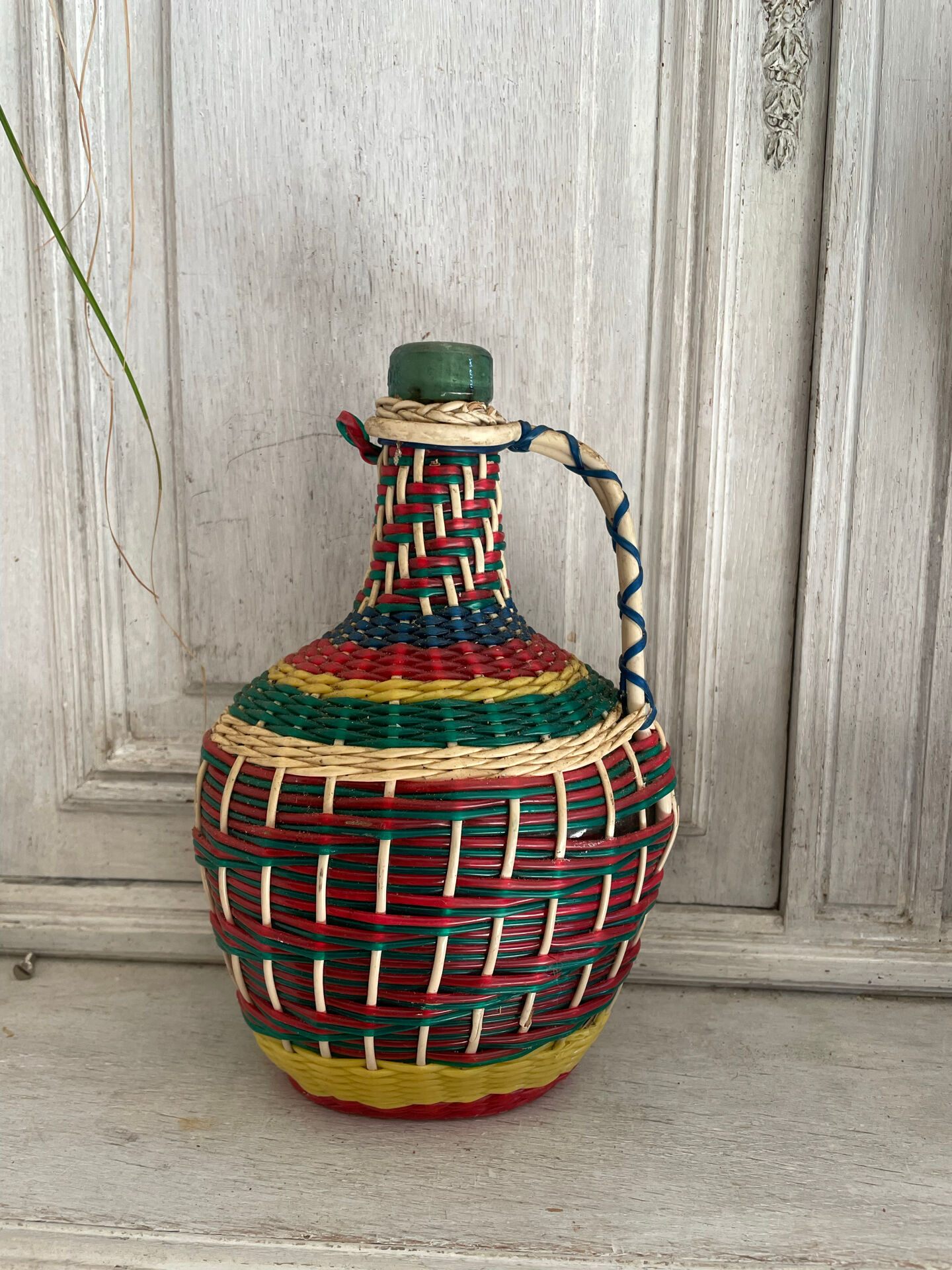 Vintage Viresa scoubidou bottle