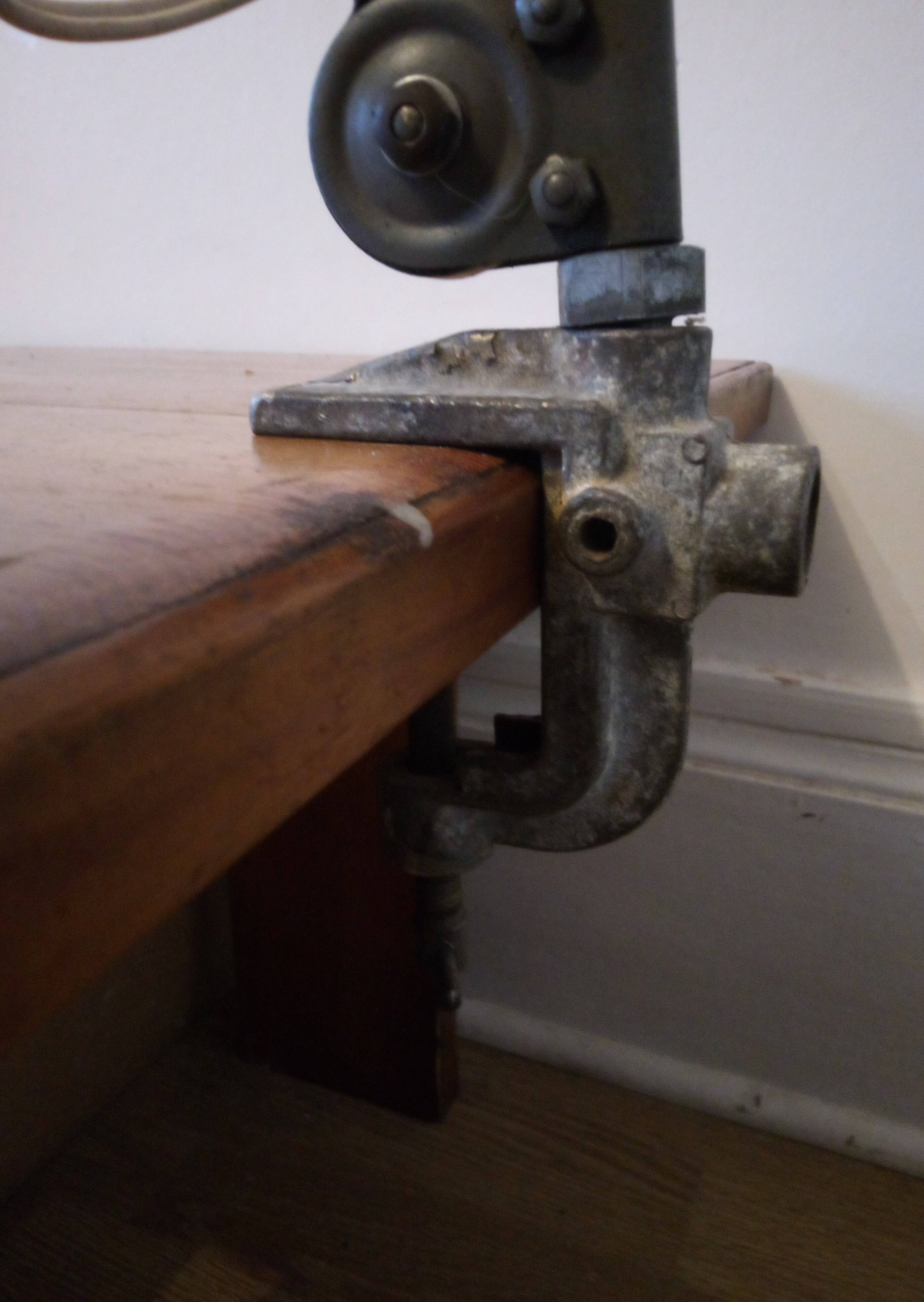 Large articulated industrial / workshop lamp - 1940-50