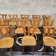 12 chaises bistrot en bois, 1970