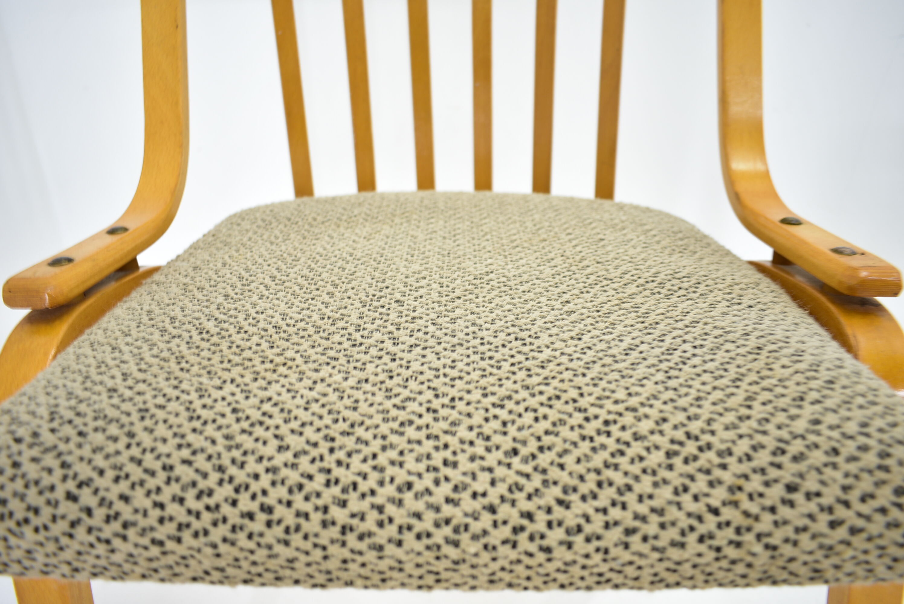 Ensemble de 4 chaises de salle à manger conçu par Antonín Šuman, années 1960