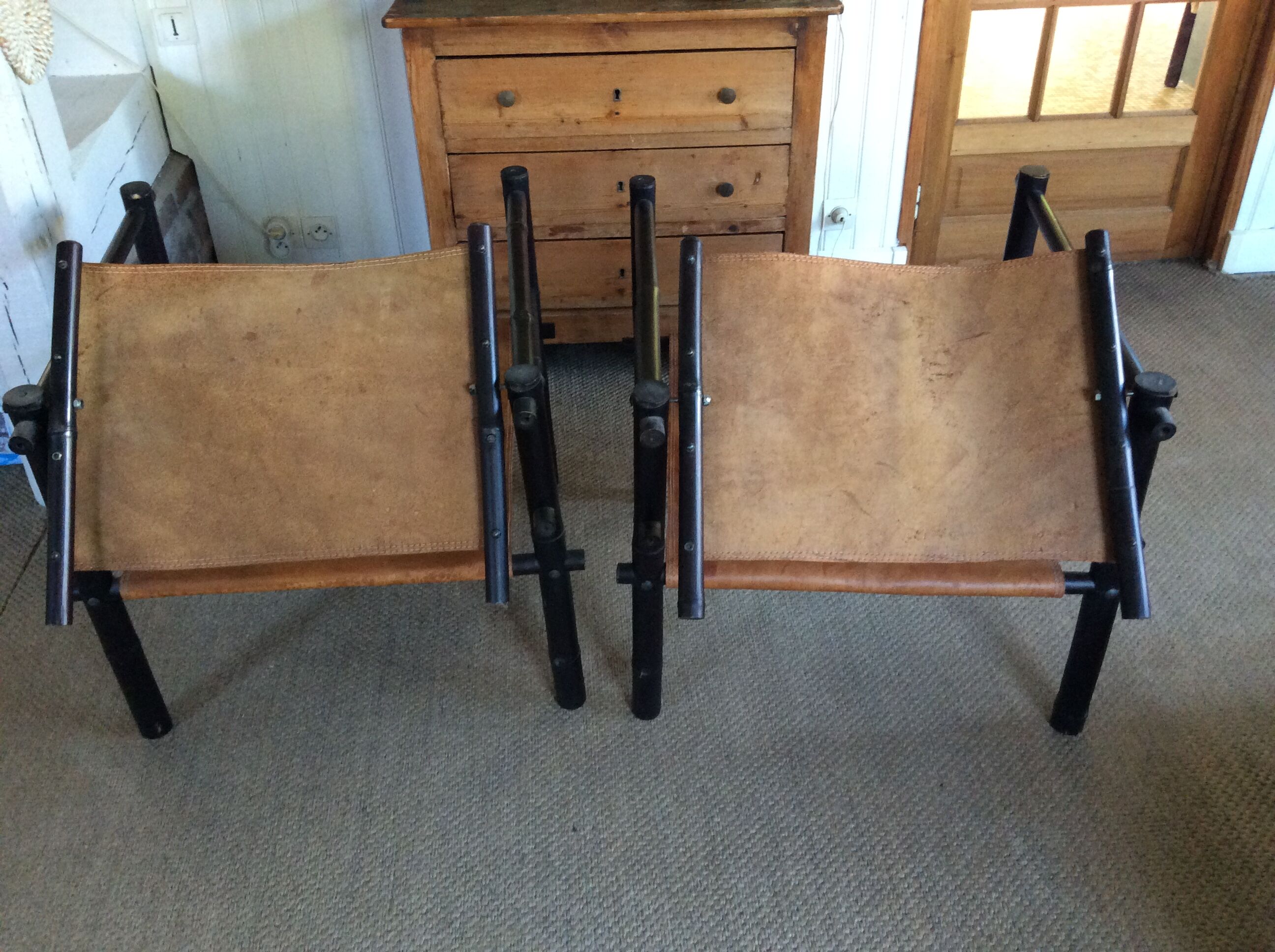 Paire de fauteuils safari