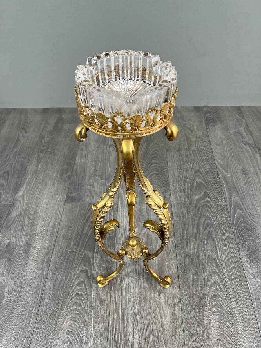 Bronze-gilt and crystal standing ashtray, 20th century