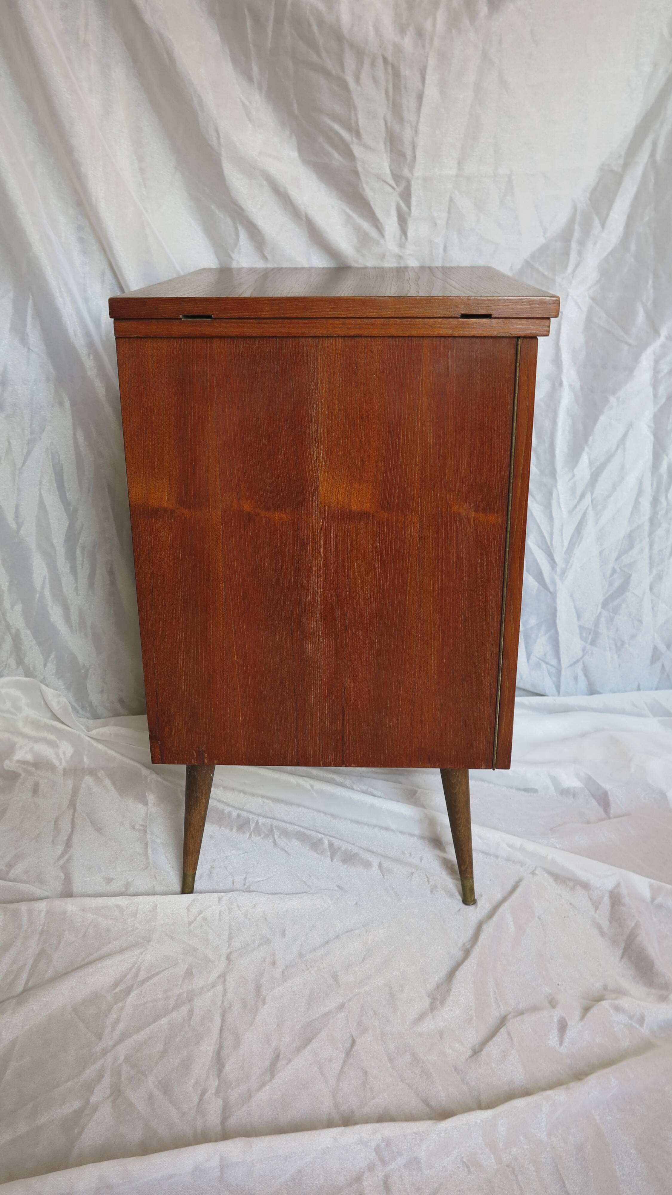 petit buffet 1 porte années 60