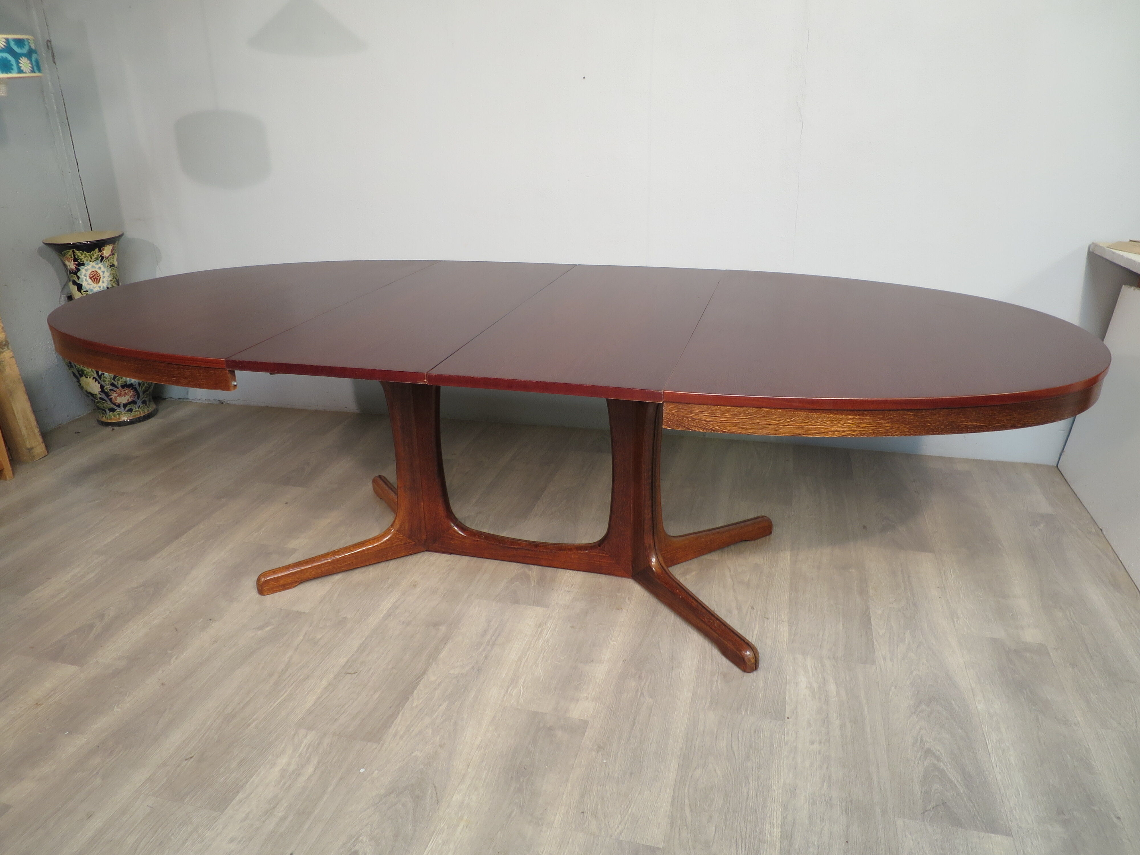Table  Baumann
