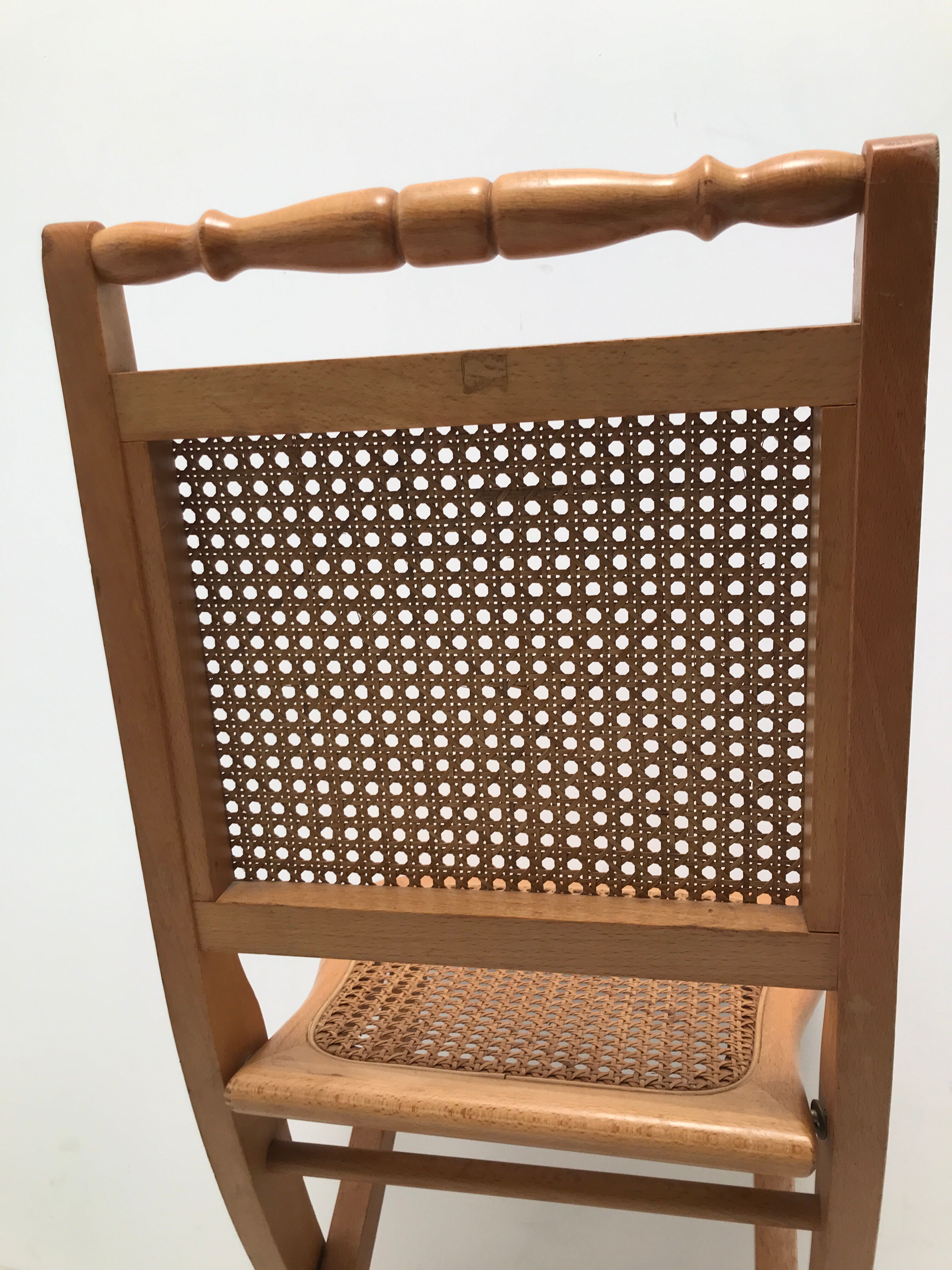 Pair vintage cannesy folding chairs