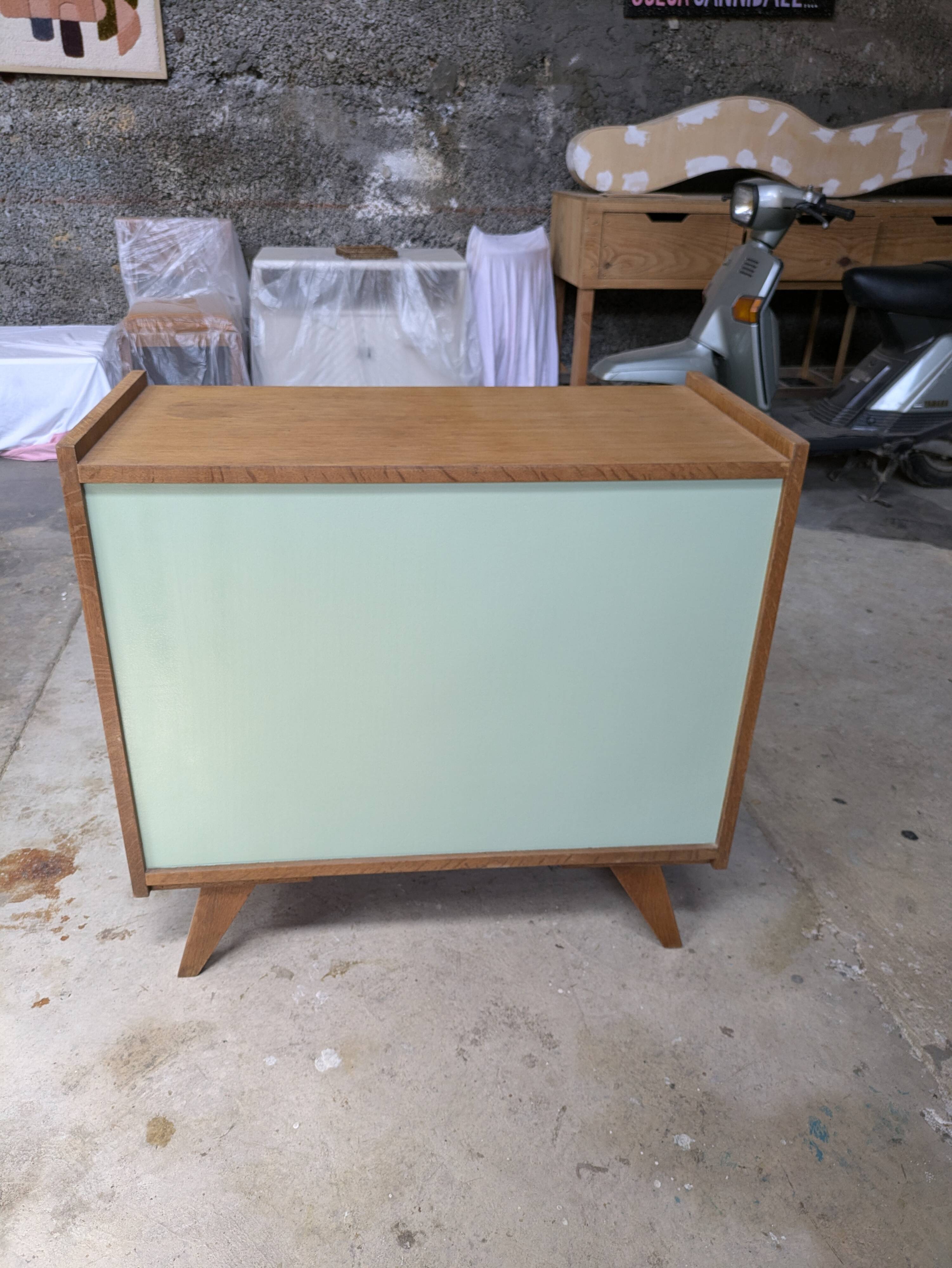 Scandinavian chest of drawers