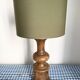 Lampe en bois tourné