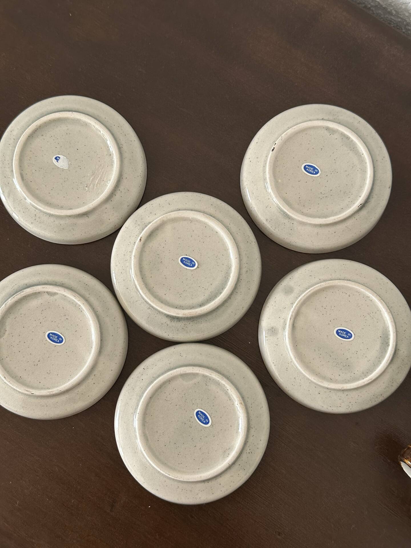 Set of 6 vintage glazed stoneware cups and saucers from the 1950s, new.