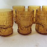 6 vintage glasses