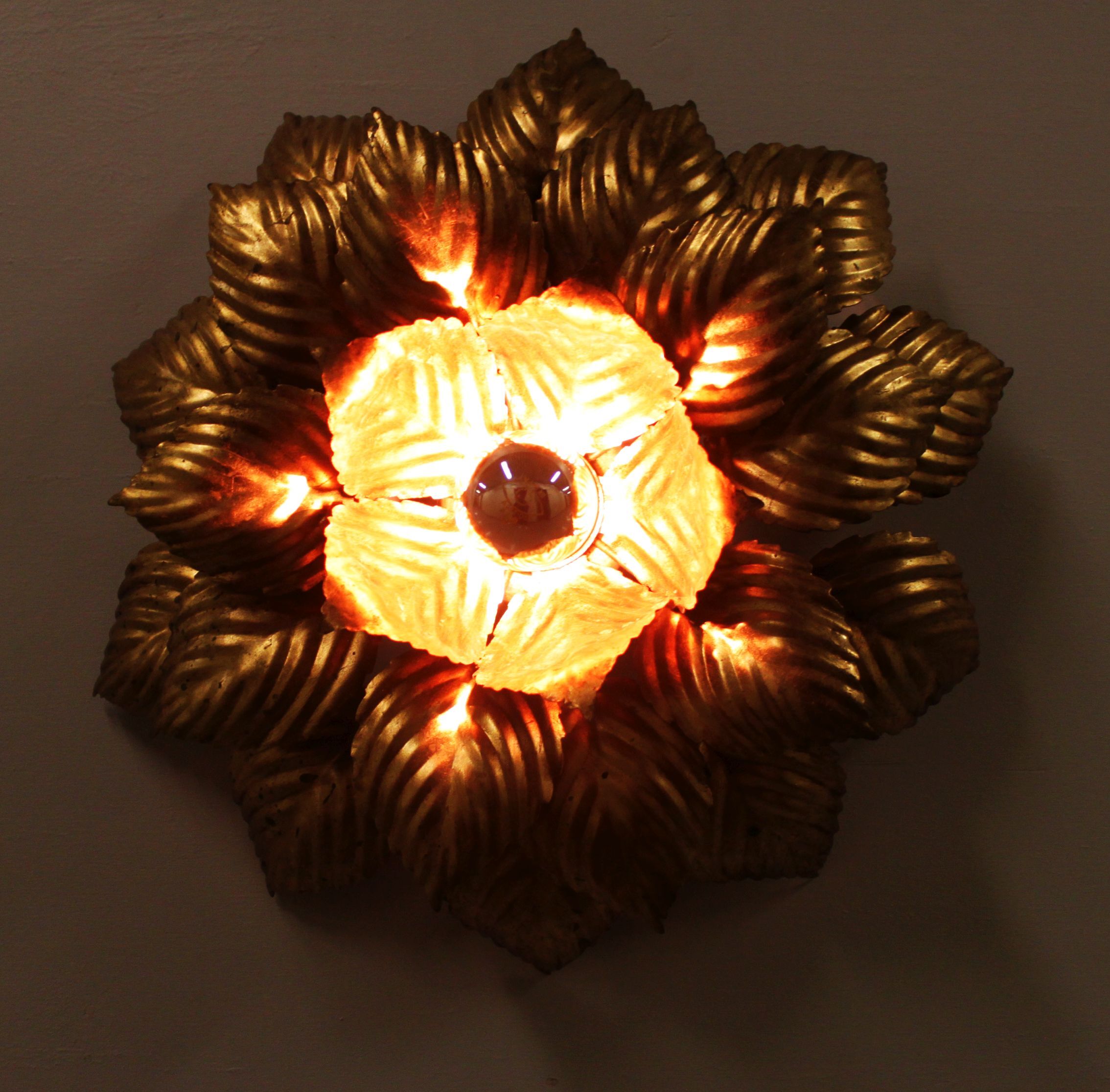 Masca floral wall lamp, 70's, Italy