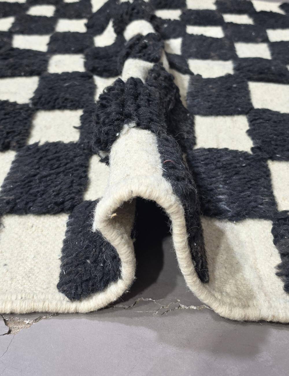 Tapis à damier noir et blanc - 149 x 112 cm