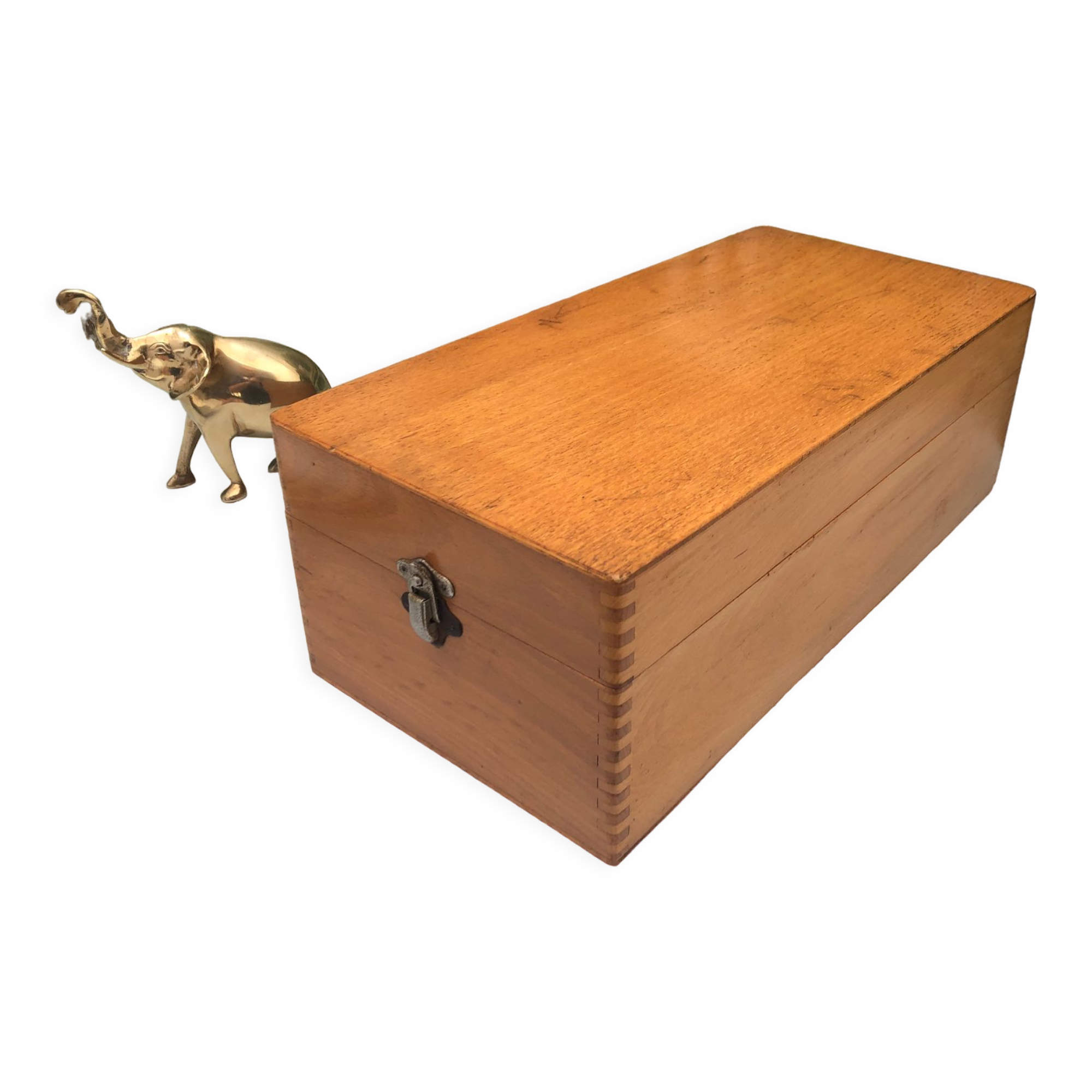 Blond wood plug box