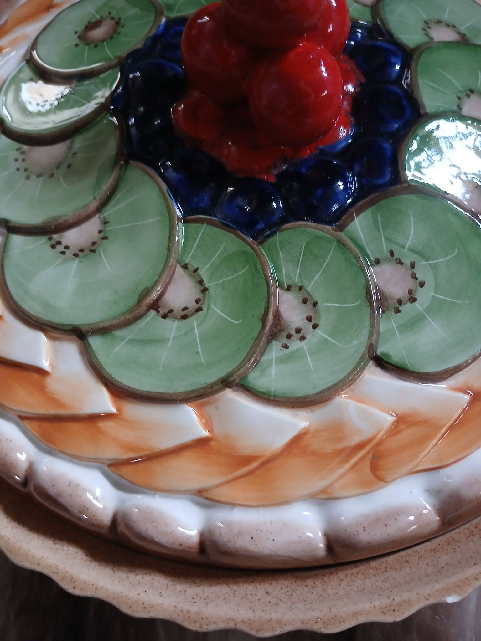Antique pie dish in slipware