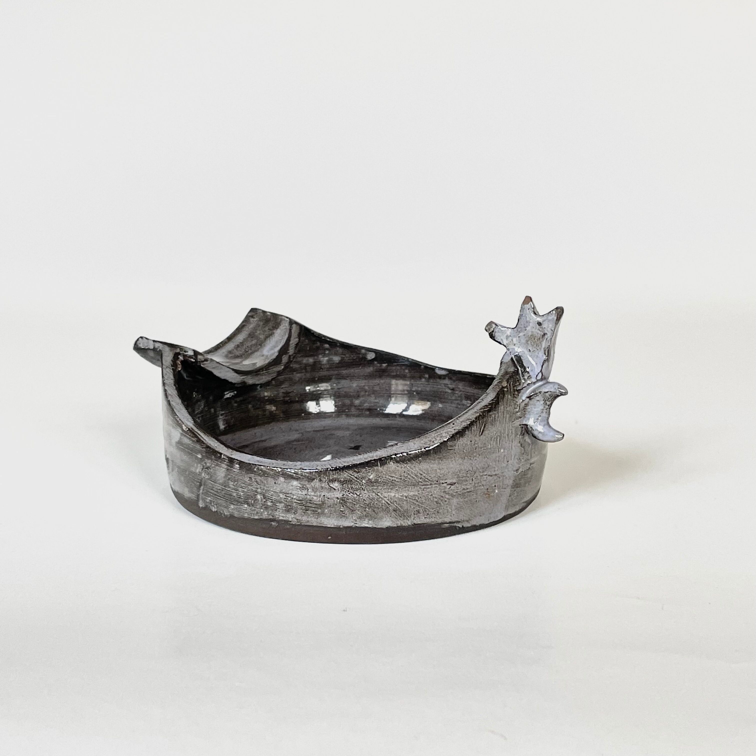 Vide-poche cendrier zoomorphe en céramique, circa 1960